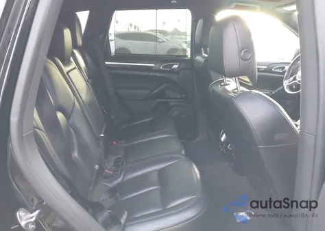 2017 Porsche Cayenne E-Hybrid S Platinum Edition z USA, uszkodzony, nr VIN WP1AE2A20HLA74657